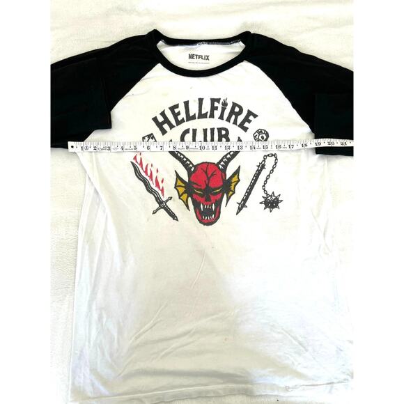 Hellfire Club Raglan Shirt Netflix 2022 Stranger Things - Picture 3 of 7